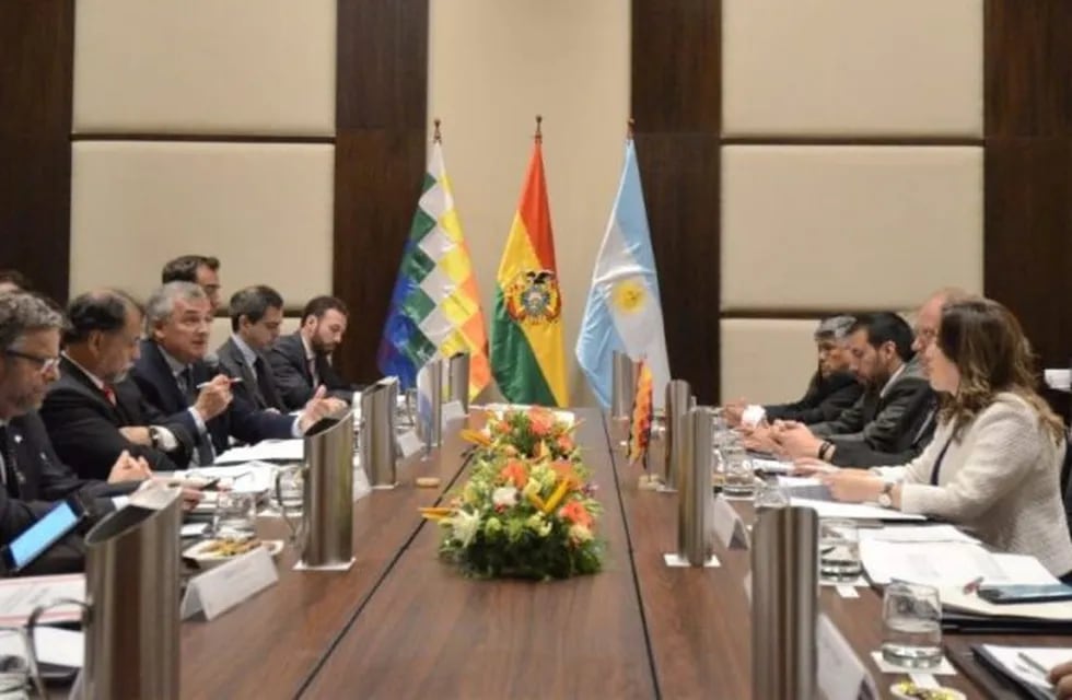 Se firma acuerdo Argentina -Bolivia en salud