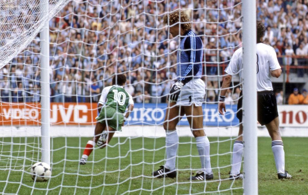 Alemania cayó ante Argelia en su debut en el Mundial de España 1982. Foto: FIFA