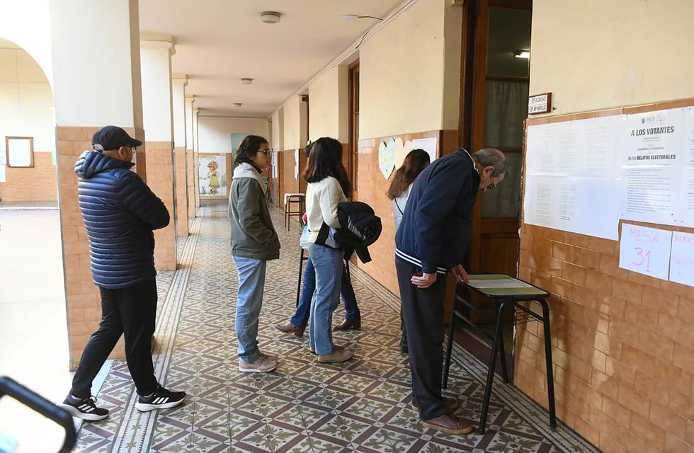 Elecciones a gobernador en la Provincia de Córdoba.