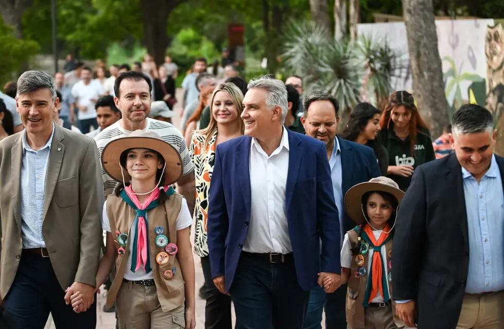 En su última acción como intendente de Córdoba, Martín Llaryora habilitó el nuevo ingreso al Parque de la Biodiversidad.