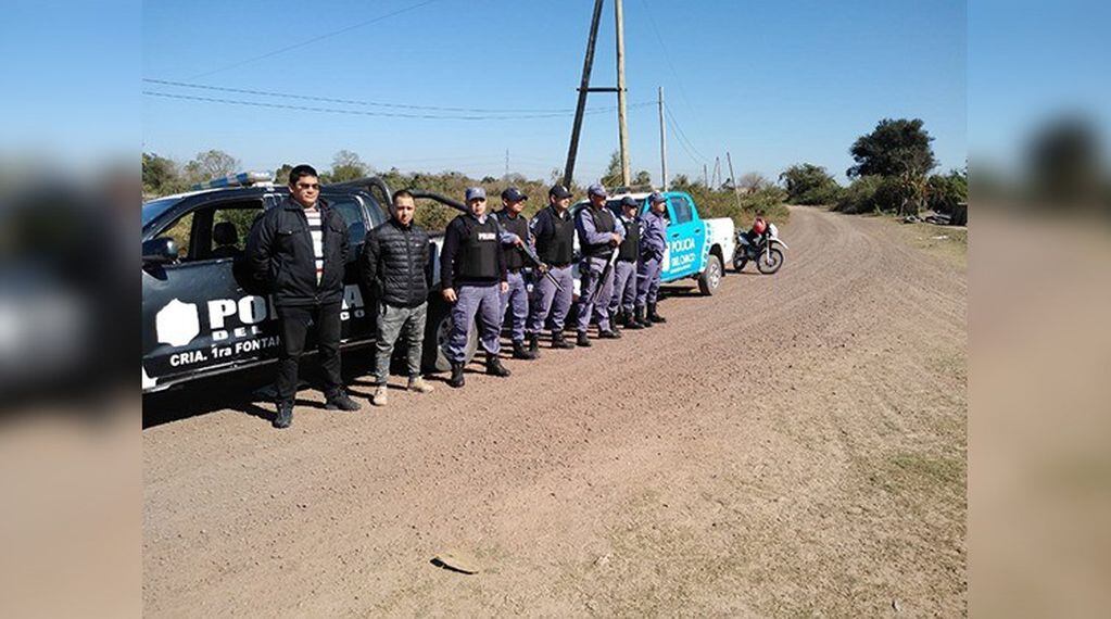 La policía realiza los rastrillajes por la localidad del prófugo y la desaparecida (Web).