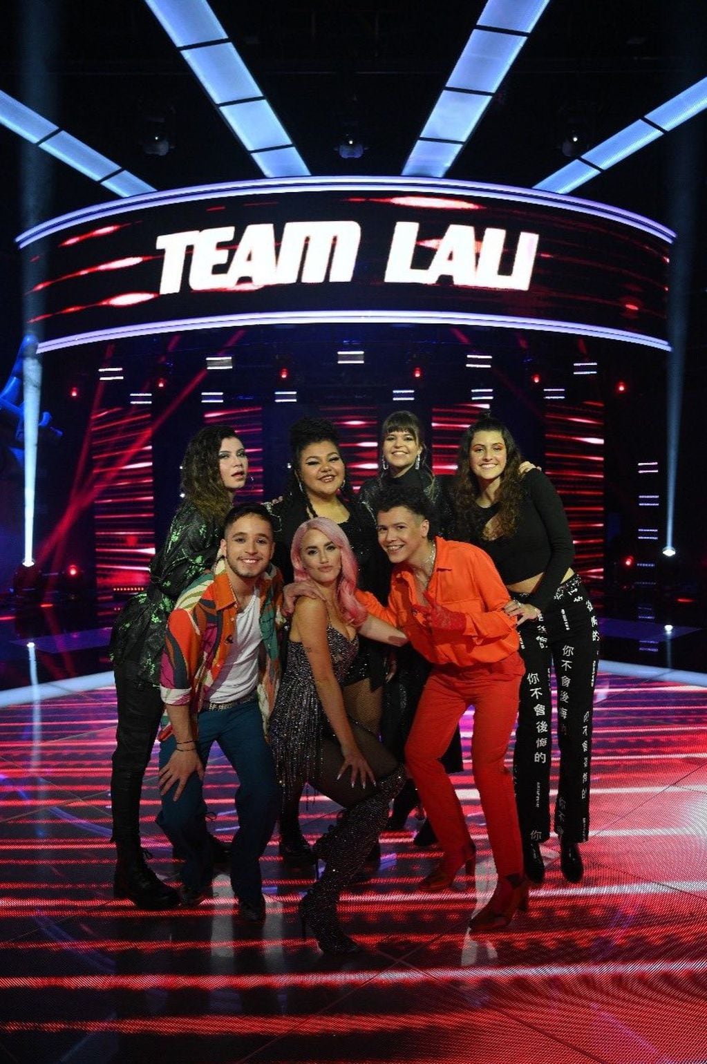 Los seis participantes del Team Lali. 