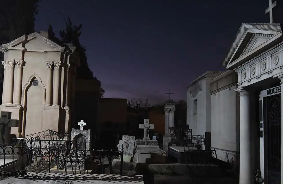 Los “encuentros paranormales” que tuvo el sanjuanino en el cementerio. (Imagen ilustrativa).