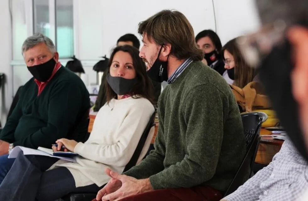 La primera reunión tuvo lugar en Campo Viera, Capital Nacional del Té.