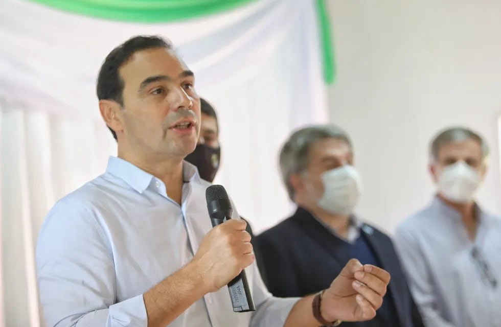 El gobernador correntino está en campaña y por ahora, no hay fecha definida para las elecciones provinciales.