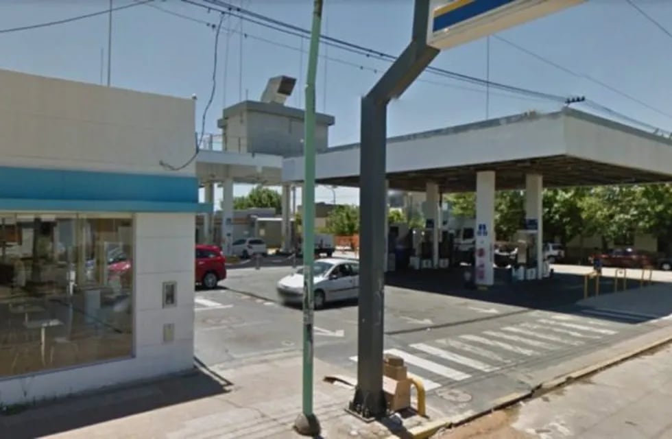 La estación de servicio de Ensenada donde agredieron al joven (web)