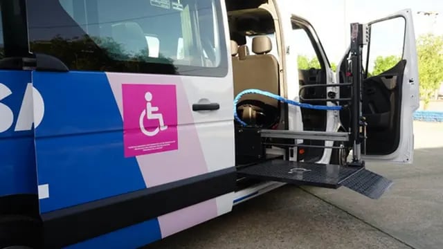 Minibus para personas discapacitadas de San Luis.