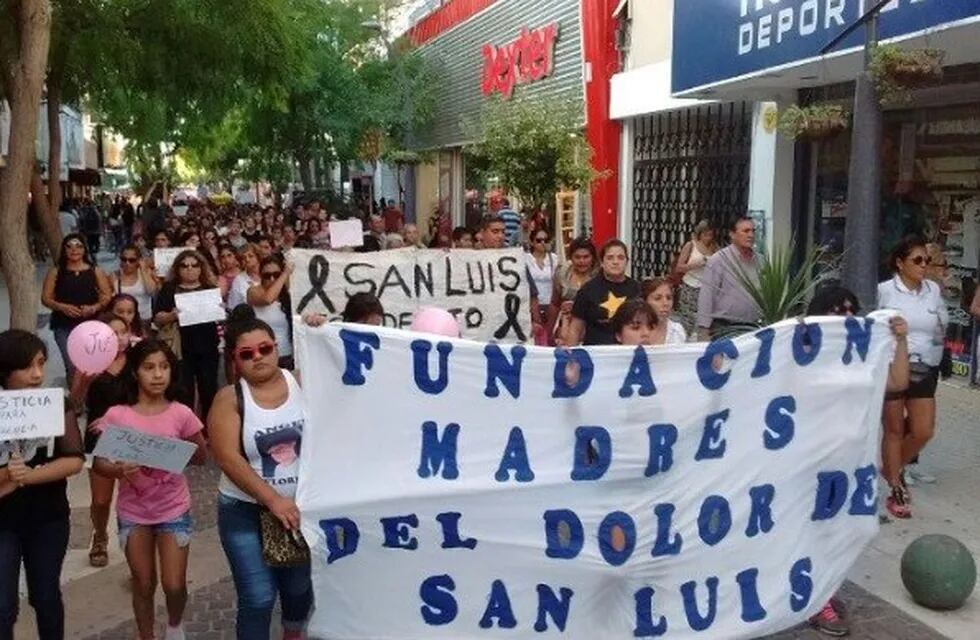 Marcha en San Luis reclamando justicia por la nena violada y asesinada