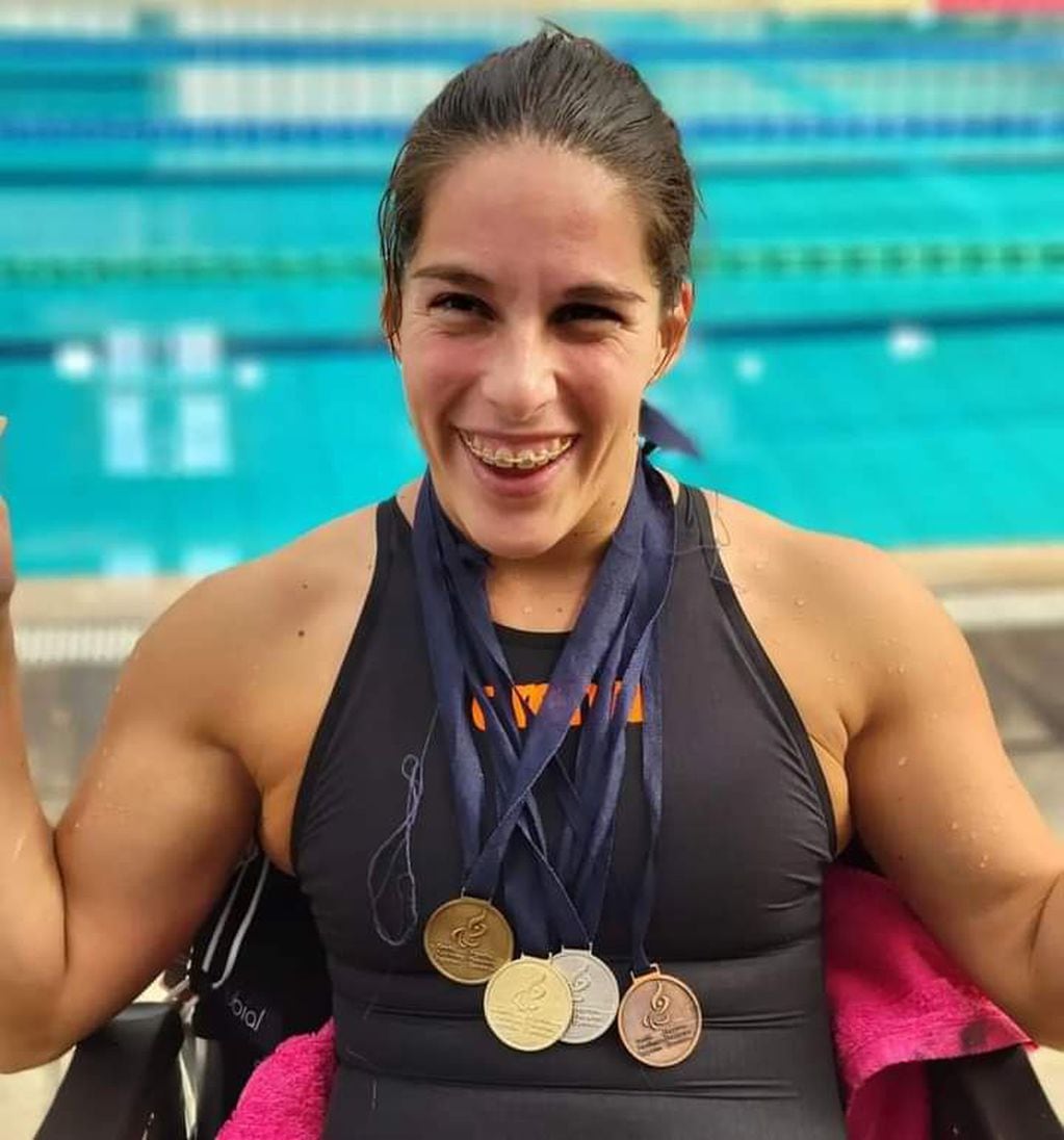 Elizabeth Noriega natación adaptada Arroyito