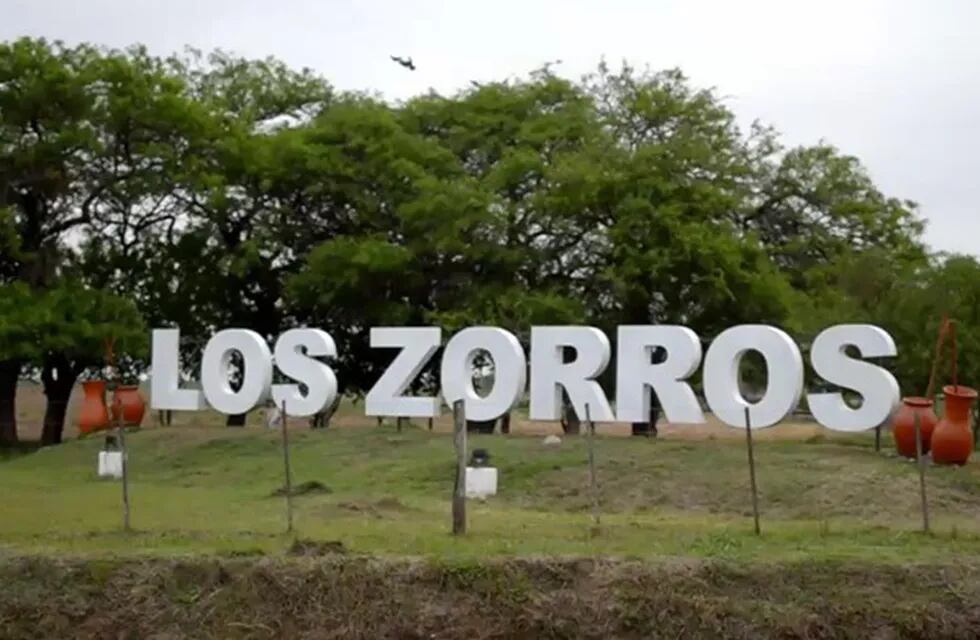 Los Zorros está ubicada a unos 116 km de Córdoba.