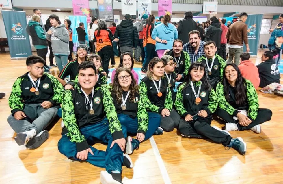 Ushuaia: la escuela especial Kayú Chénén realizó su carrera solidaria