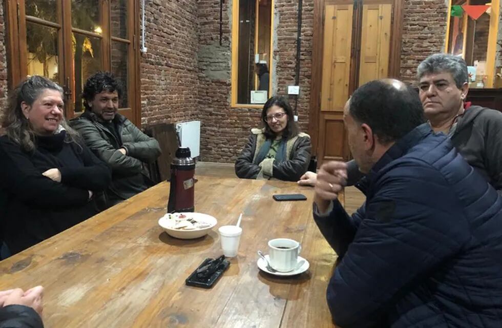 Pablo Garate se reunió con referentes de la cultura de Tres Arroyos.