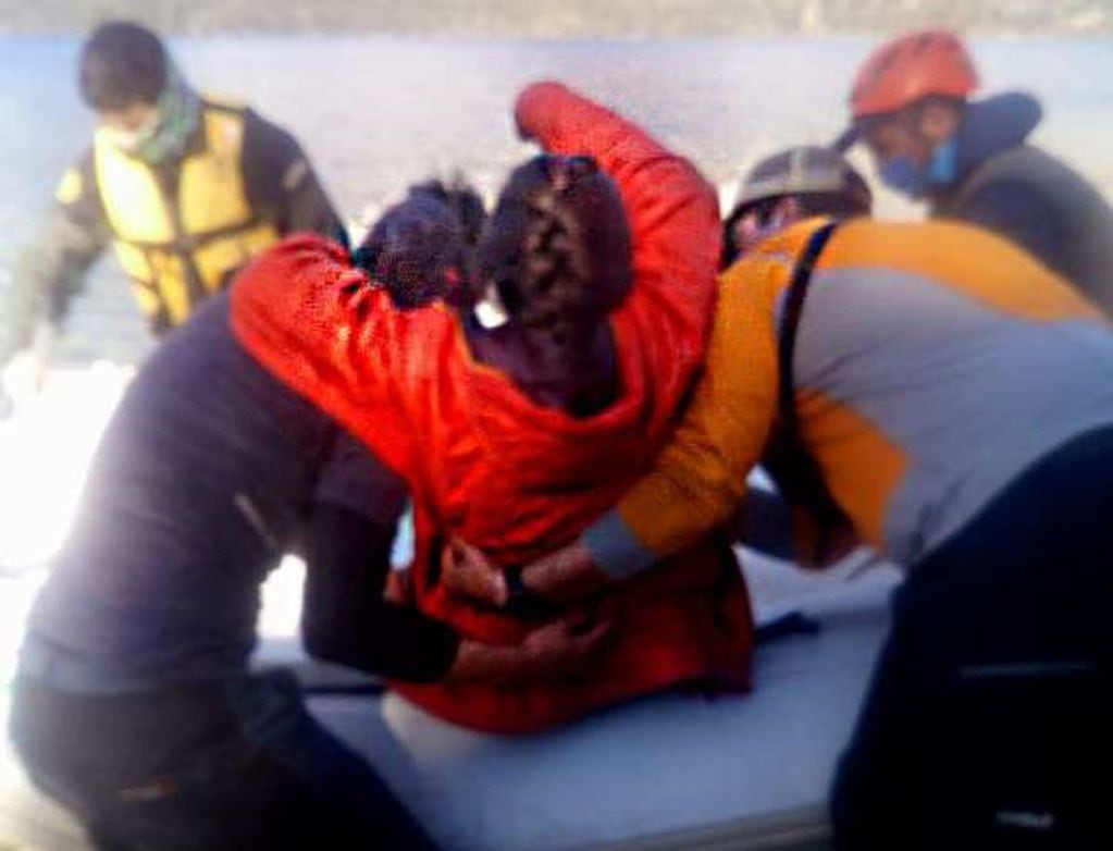 Joven rescatada en Bariloche (web).