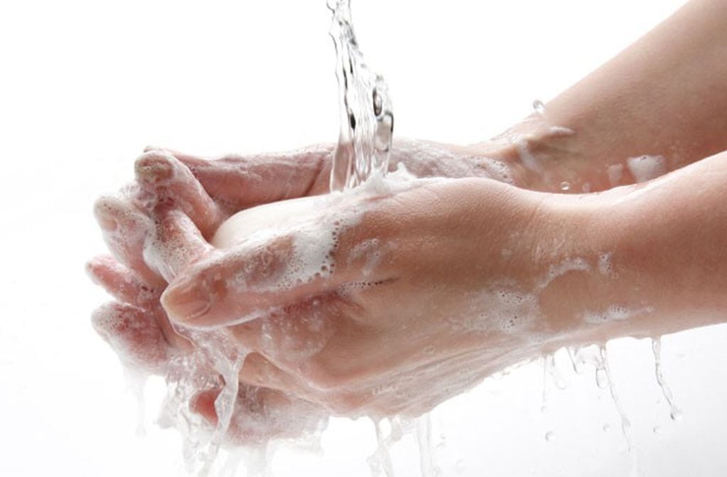 El lavado de manos frecuente reduce la capacidad de contagio