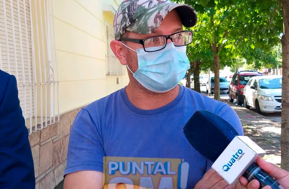 El plomero Carlos Galíndez denuncia que policías de Río Cuarto le quebraron el maxilar a golpes (foto Puntal AM).