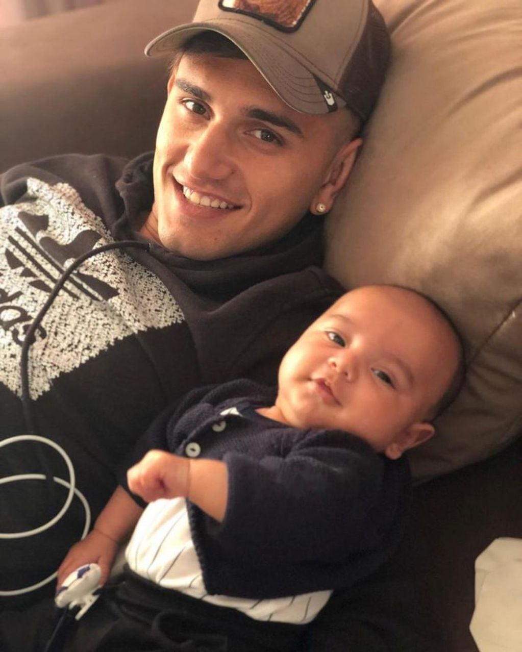 Facundo Ambrosioni y su bebé (Instagram/ 
facuambrosioniok)