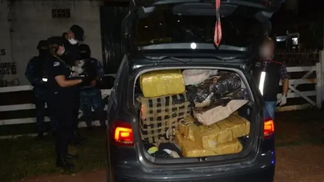 Secuestran un automóvil repleto de droga en Posadas