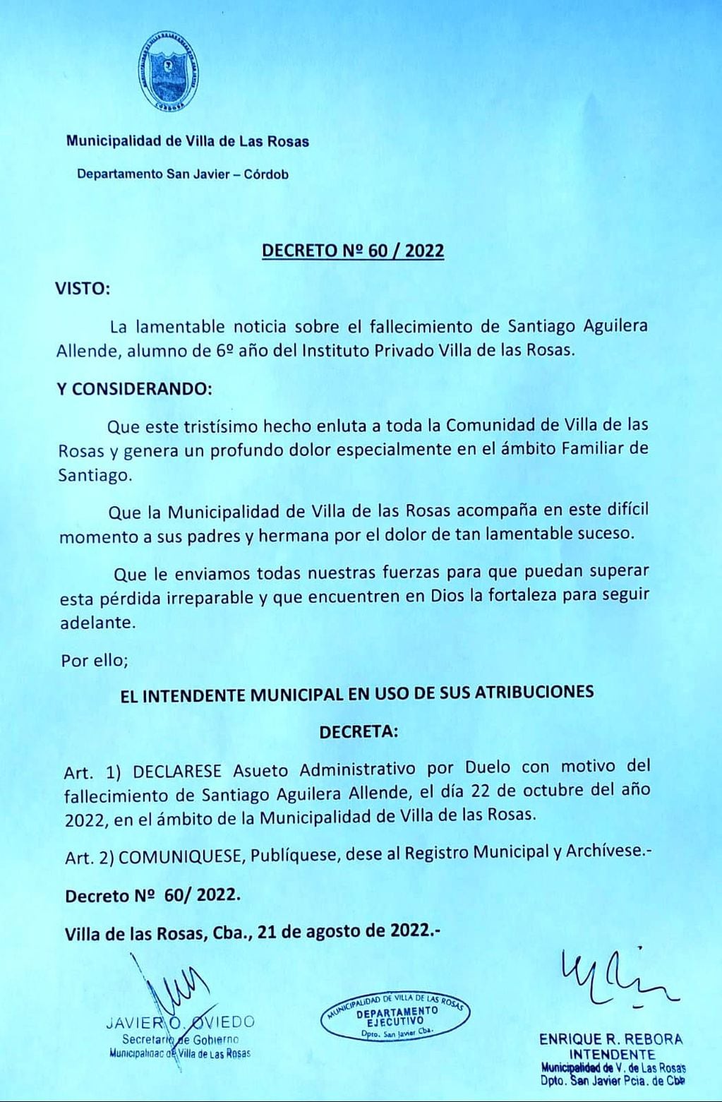 Declararon asueto administrativo tras la muerte de Santiago.
