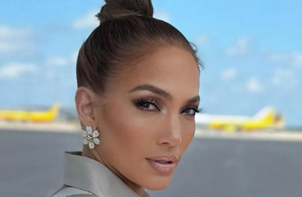Jennifer Lopez fue capturada en una sesión de fotos y se la vio al natural.