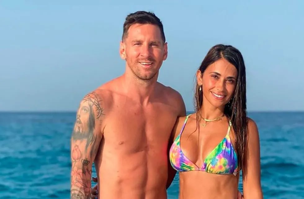 Lionel Messi y Antonela Roccuzzo se encontraron con sus amigos en Ibiza