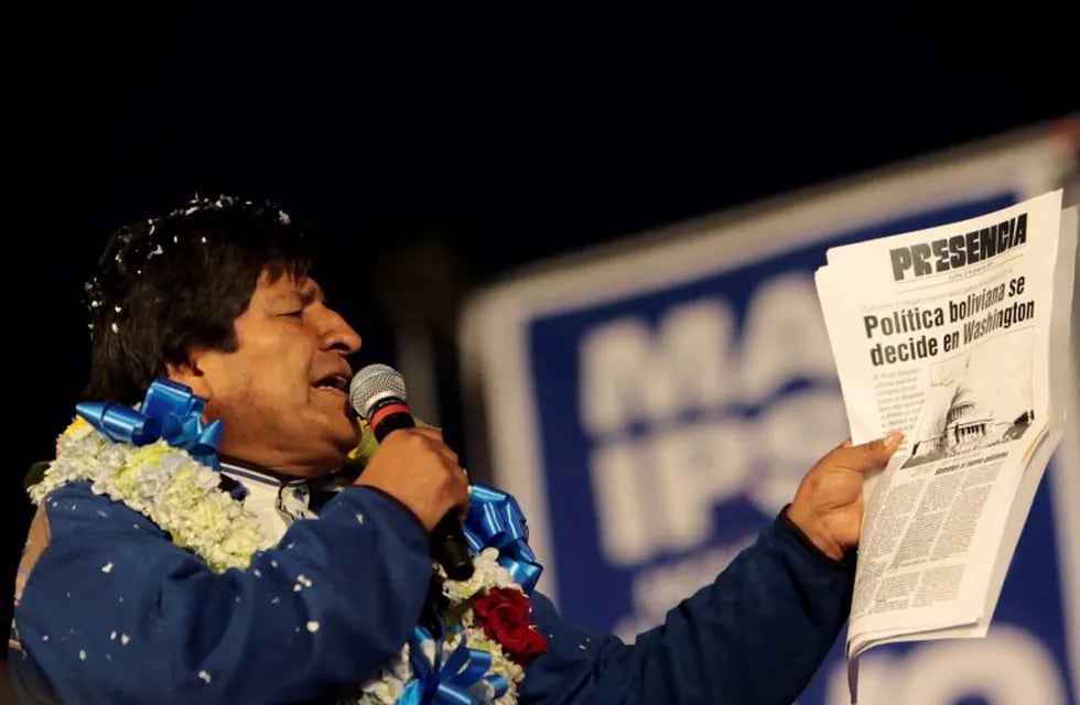 Bolivia's President and current presidential candidate for the Movement for Socialism (MAS) party Evo Morales speaks during a closing campaign rally in El Alto, Bolivia October 16, 2019. REUTERS/Manuel Claure   NO RESALES. NO ARCHIVE