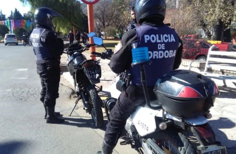 Policías motorizados