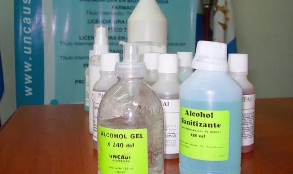 Científicos de la UNCAus aportaron dos fórmulas de sanitizantes para combatir la pandemia.