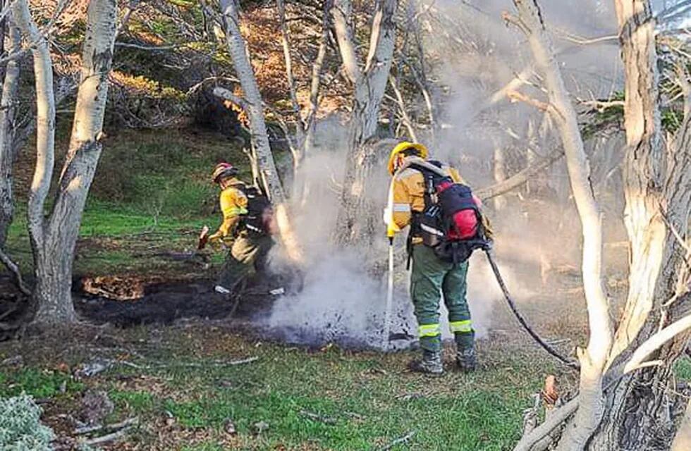 Extinguieron un nuevo foco de incendio en cercanías a la Reserva Natural Provincial