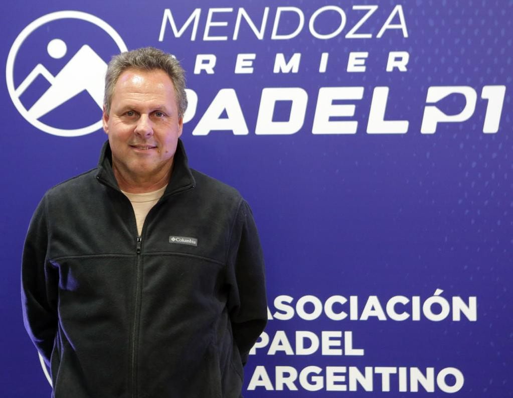 Uno de los mejores jugadores de la historia argentina del pádel, Alejandro Lasaigues, fue nombrado director del torneo.