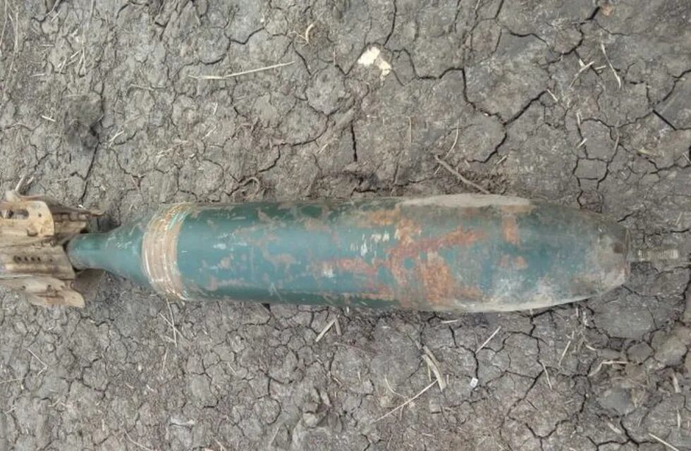 Un objeto similar había sido hallado en agosto en el en el ex predio del Batallón de Comunicaciones 121. (Prensa Policía de Santa Fe)