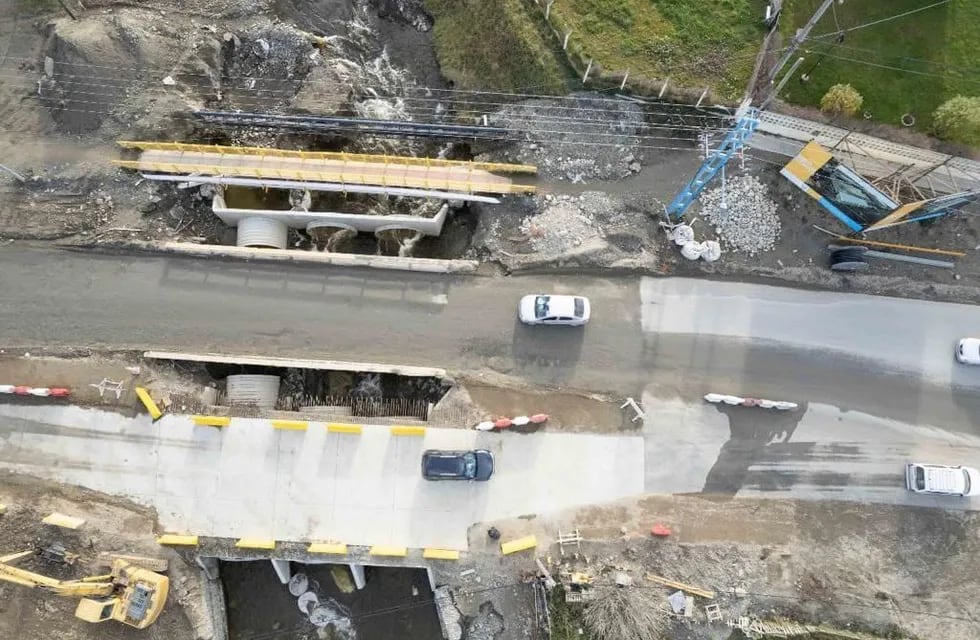 Ushuaia: habilitaron el nuevo puente sobre el Arroyo Grande en la avenida Perito Moreno