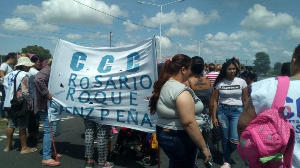 La CCC realiza varios cortes en la ciudad de Rosario. (Eduardo Delmonte)