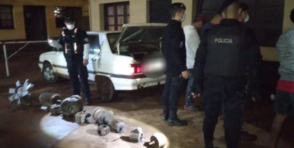 Tres jóvenes fueron detenidos por robo en Colonia Alberdi.