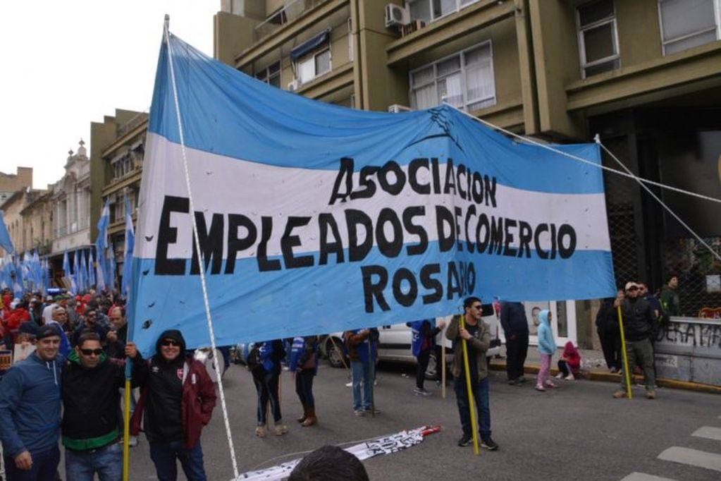El paro tuvo un alto acatamiento en el comercio de Rosario