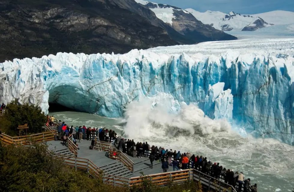 Se inició el proceso de rompimiento del Glaciar Perito Moreno