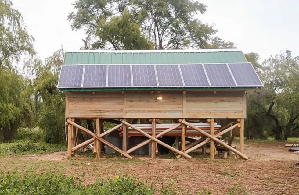 Instalaron los paneles solares para producir energías limpias en el Islote Curupí