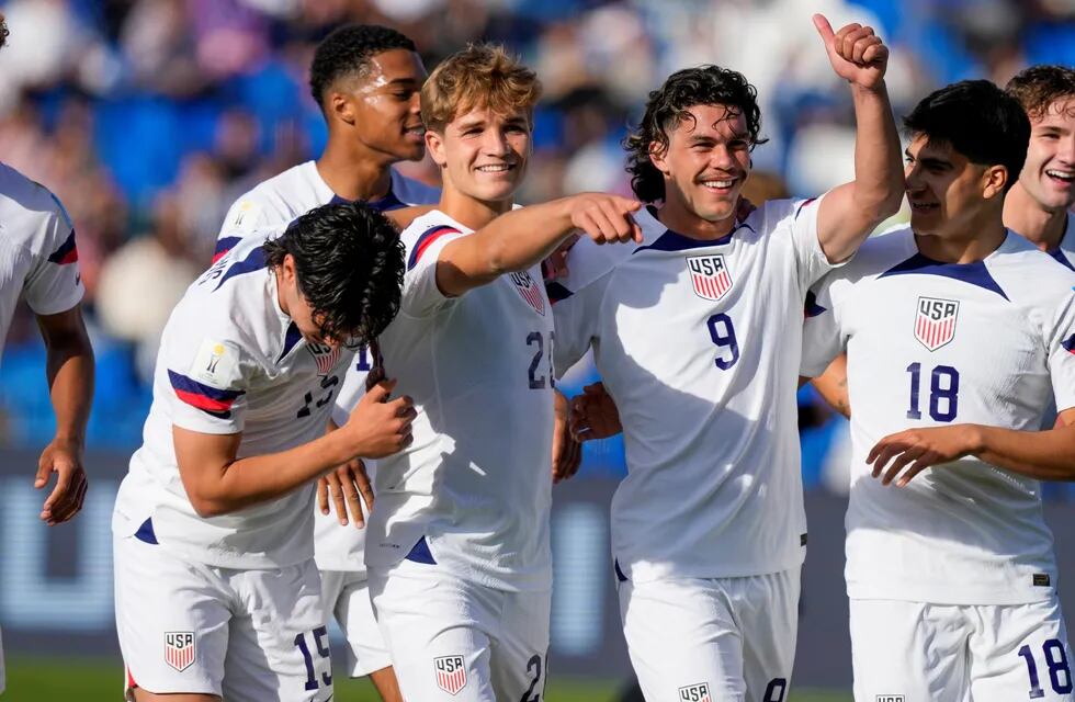 Estados Unidos goleó a Nueva Zelanda y se posiciona como uno de los candidatos a ganar el Mundial. Foto: AP.