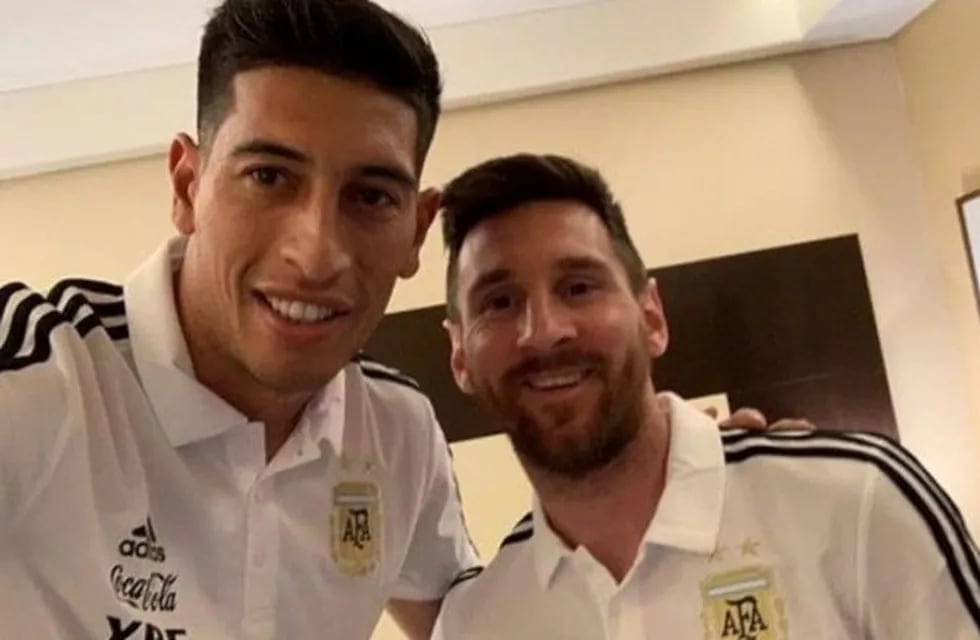 Esteban Andrada se sacó una foto con Messi. (Instagram)