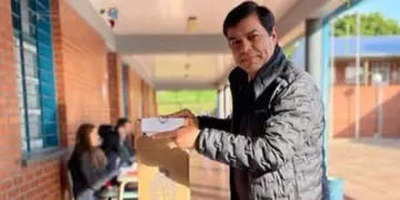 Elecciones PASO 2023: el actual presidente del Concejo Deliberante, Horacio Martínez, emitió su voto en Posadas