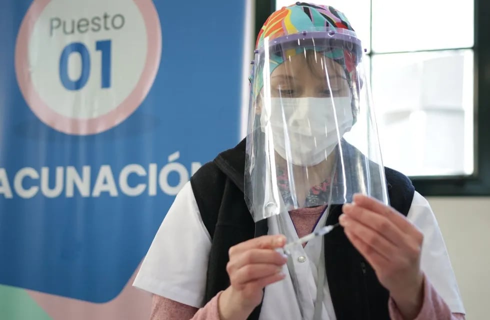 Rosario tuvo 1.074 casos de coronavirus y 11 fallecidos este martes