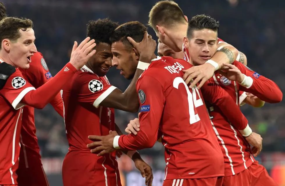Champions: Bayern Múnich le ganó 3-1 al PSG y quedó primero. (AFP PHOTO / Christof STACHE)