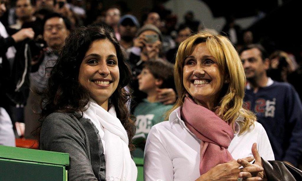 Maria Francisca Perelló (izq) y Ana Maria Parera (der), la mamá de Rafael Nadal (Foto: AP).