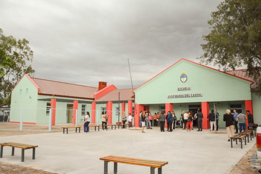 Así luce la Escuela José María del Carril.
