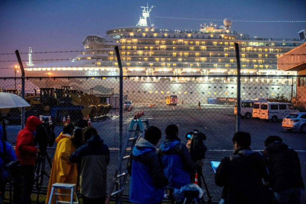 El crucero "Diamond Princess" (REUTERS/Athit Perawongmetha)