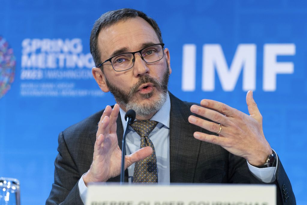 El director del departamento de investigaciones del Fondo Monetario Internacional, Pierre-Olivier Gourinchas. (AP foto/Jose Luis Magana)