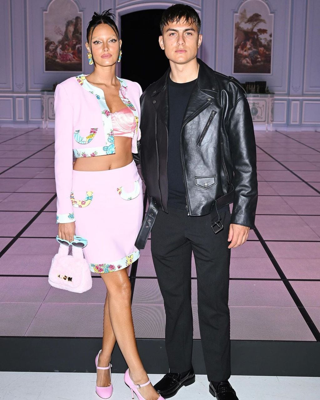 Oriana Sabatini en la Semana de la Moda en Milán con su novio, Paulo Dybala
