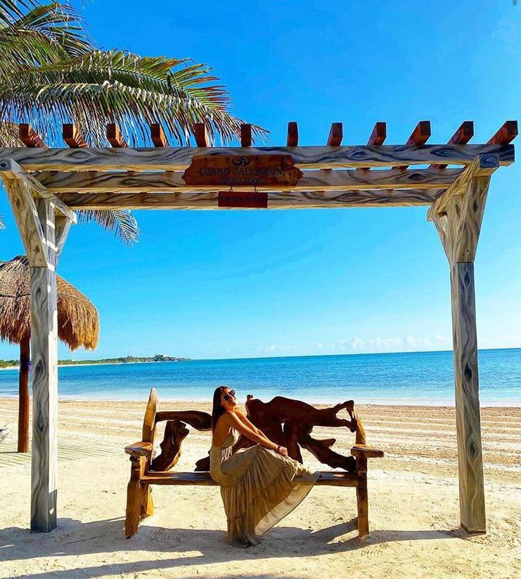 Pampita compartió una foto de su viaje en la Riviera Maya.