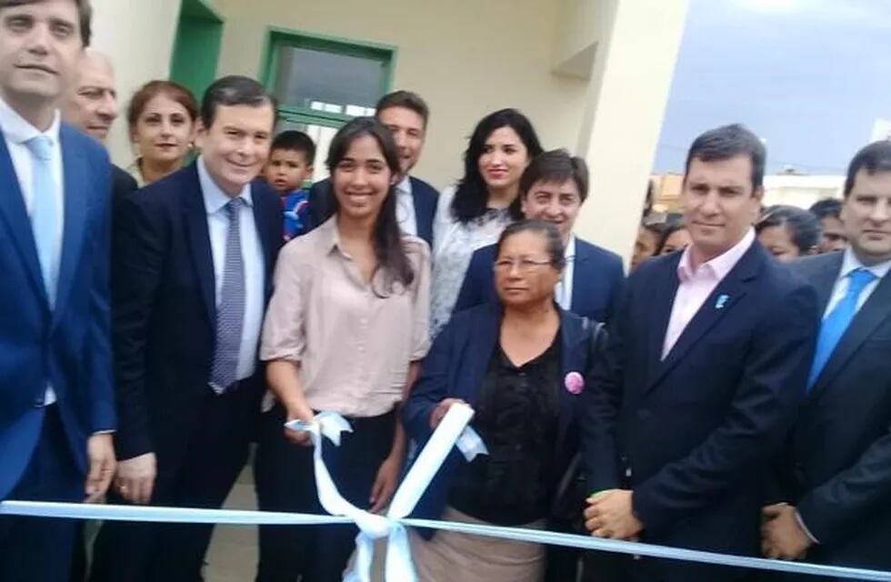 Zamora, Mukside, familiares de Melián y otros dirigentes estuvieron presentes en la inauguración del barrio.