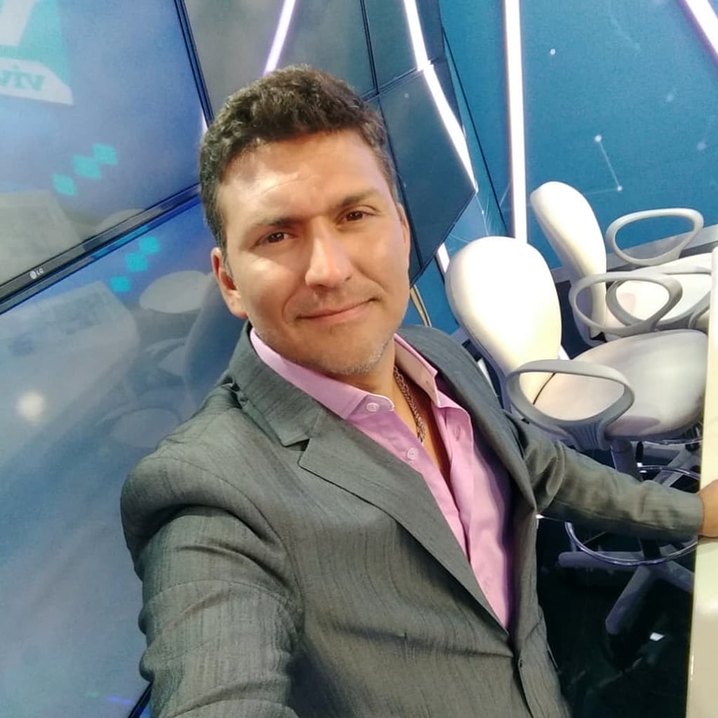Mario Urzúa renunció a Canal 9 Televida.