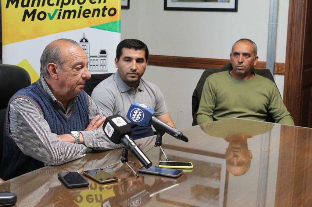Sergio Moricet deja la Dirección de Obras Sanitarias de Tres Arroyos y asume en su lugar Luis Juárez.
